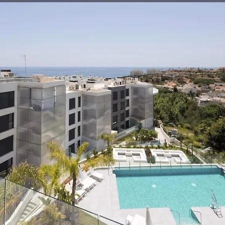 Luxury Tomaso - The View