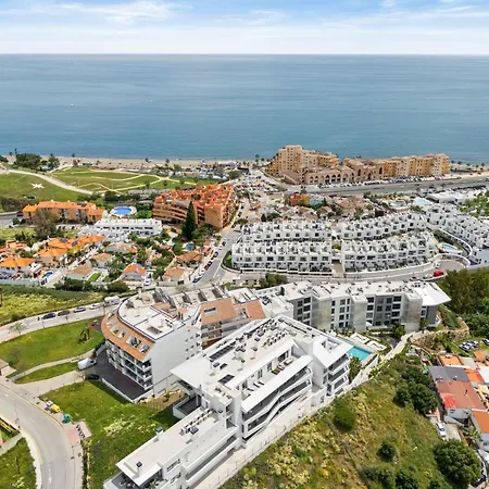 Luxury Tomaso - The View